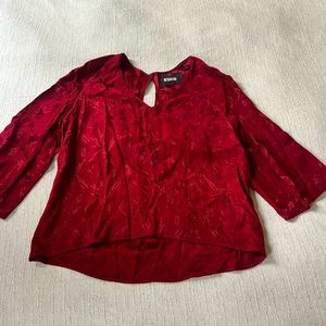 Vintage reformation cherry red patterned silk top size Small- loose fitting